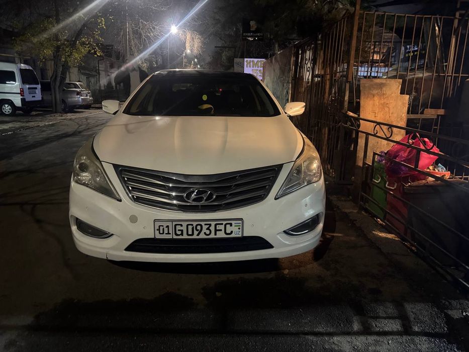 Hyundai AZERA Sotiladi Bartergayam Gaplashuramiz