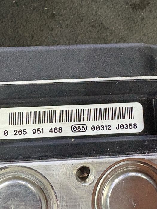 Audi A4 B8 1.8tfsi 4x4 ABS Абс Помпа