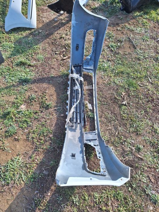 Предна броня за VW Passat b7 (2010-2011)