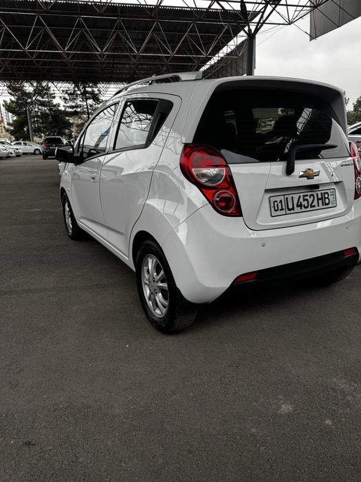 СРОЧНА прадаётся Спарк А.Т