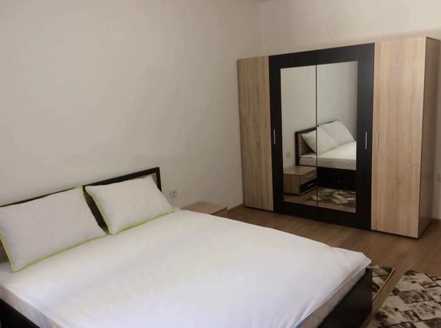 Дава се под наем Тристаен апартамент в Пловдив, Кючук Париж - 85 кв.м за 400 € - Снимка #2