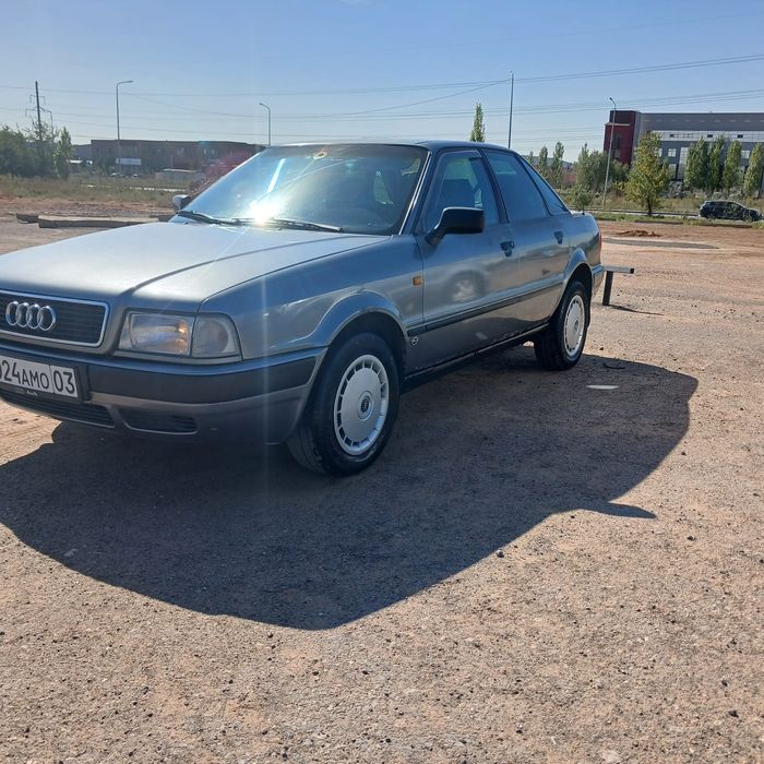 Продам автомобиль Ауди 80