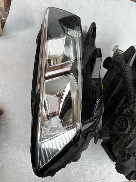 Faruri vw t roc.cod:2ga941005.b.2ga941006.b.