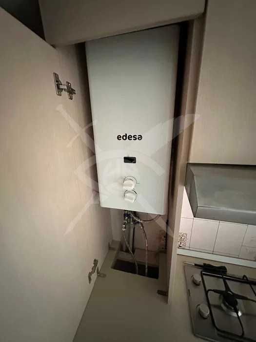 Продава се Къща в Пловдив, Център - 30 кв.м за 574 €/кв.м - Снимка #4