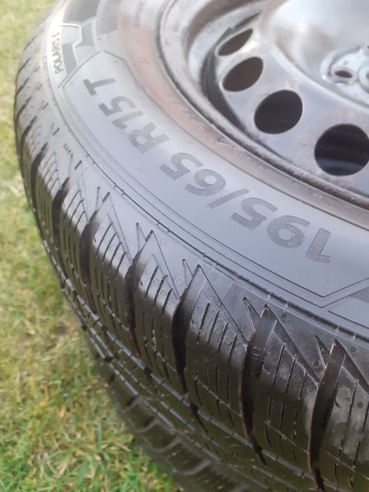 2 Roti de iarnă impecabile 195/65/15,