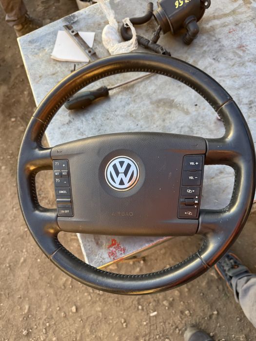 Мулти волан кожен с Еърбег Airbag волан за VW Touareg комплект ном 8