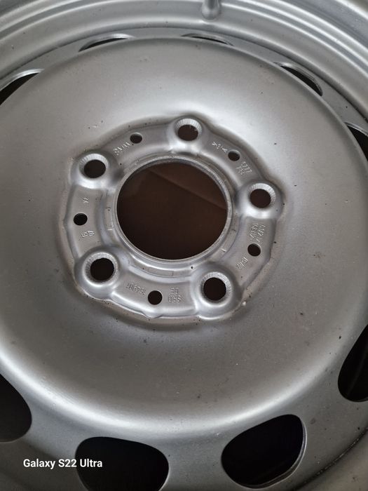 BMW Е91  16 цола Метални Железни джанти Замъка Ямбол.