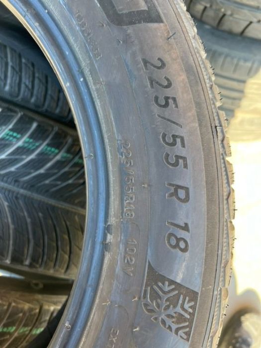 vând 4 anvelope 225/55/18 Michelin de iarnă ca noi