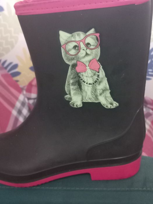 Резиновые сапоги!