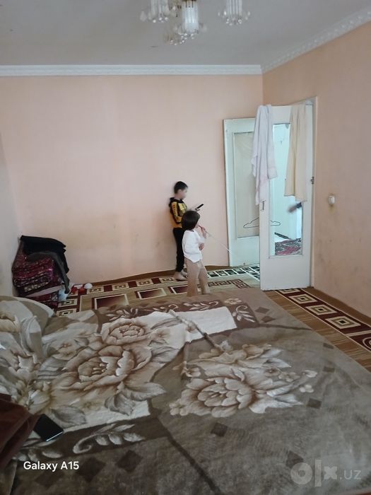 Shahrisabz pillakash . 3 hona kvartira.  Srochna zòr narxda