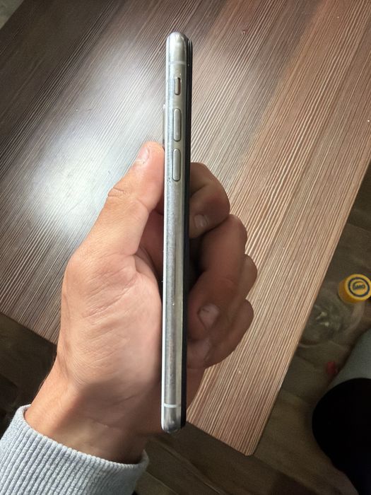 Продам Iphone X