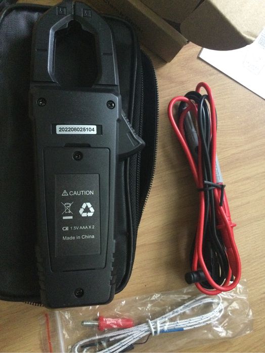 Ампер клещи FY382