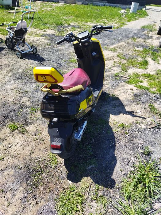 Скутер мопед электро