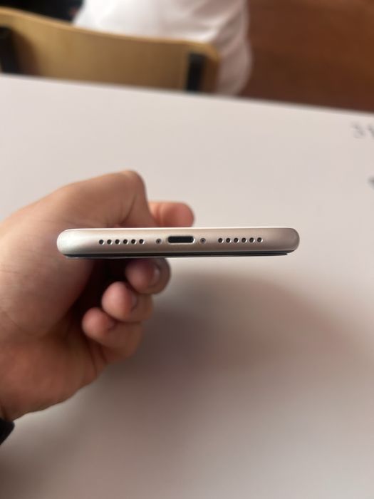 Айфон 11 с коробкой