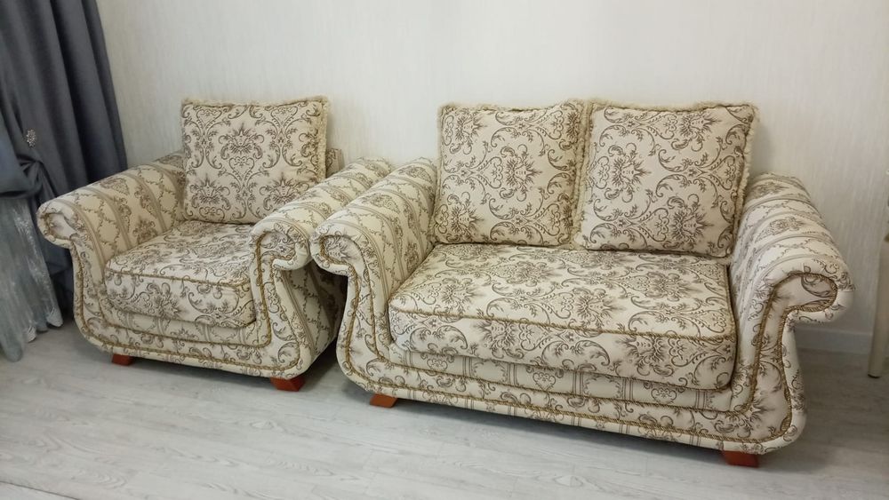 Продам диван хорошего качество