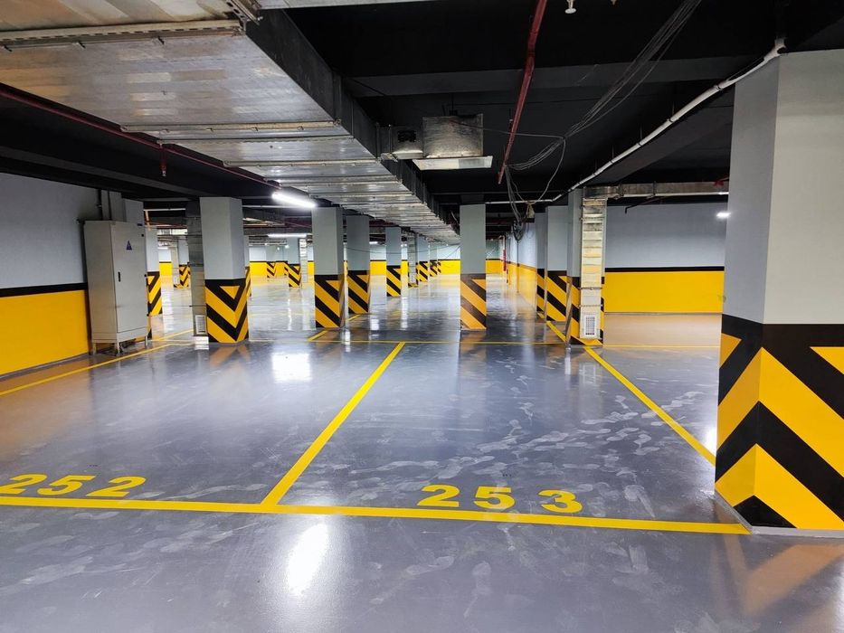 Razmetka yol chiziqlari