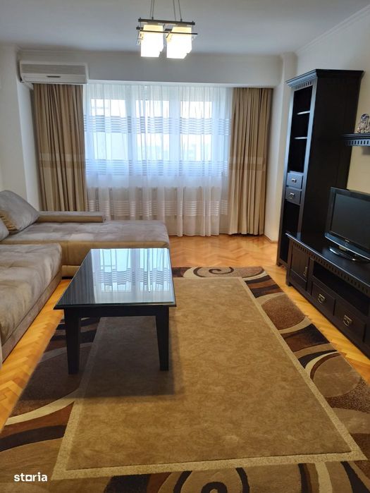 3 camere UltraCentral , zona Bancorex ,  mobilat / utilat / centrala !