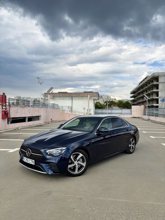 W213 Facelift Mercedes-Benz E220d 9G-Tronic AMG Line