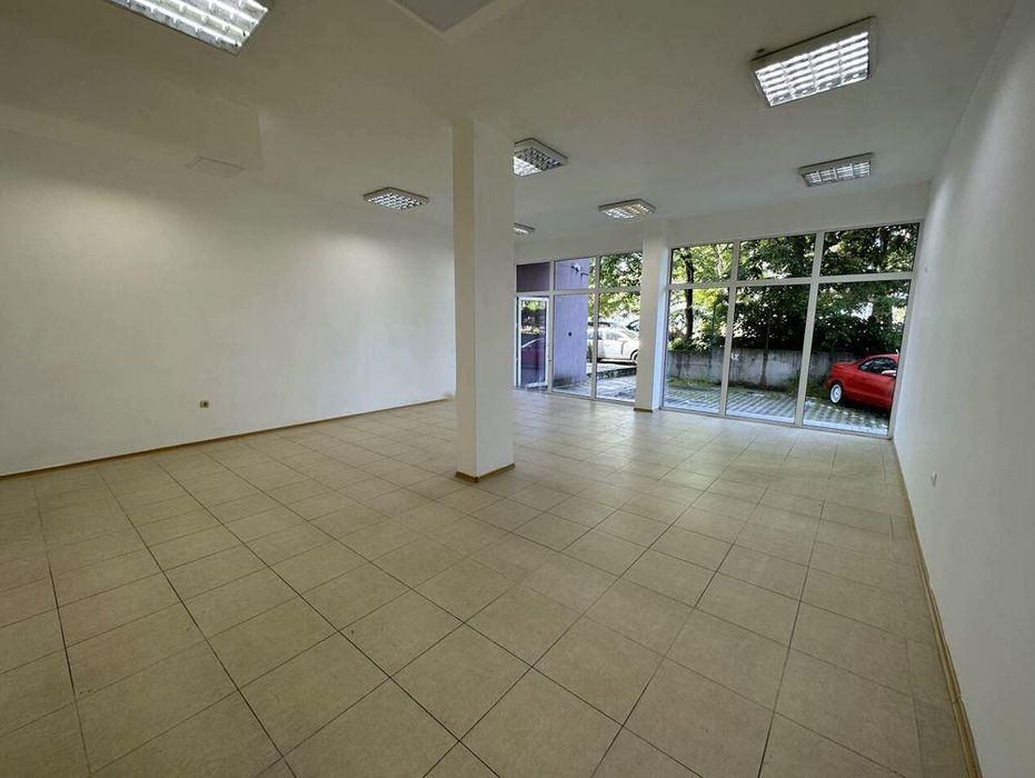 Магазин, под наем, ж.к Славейков