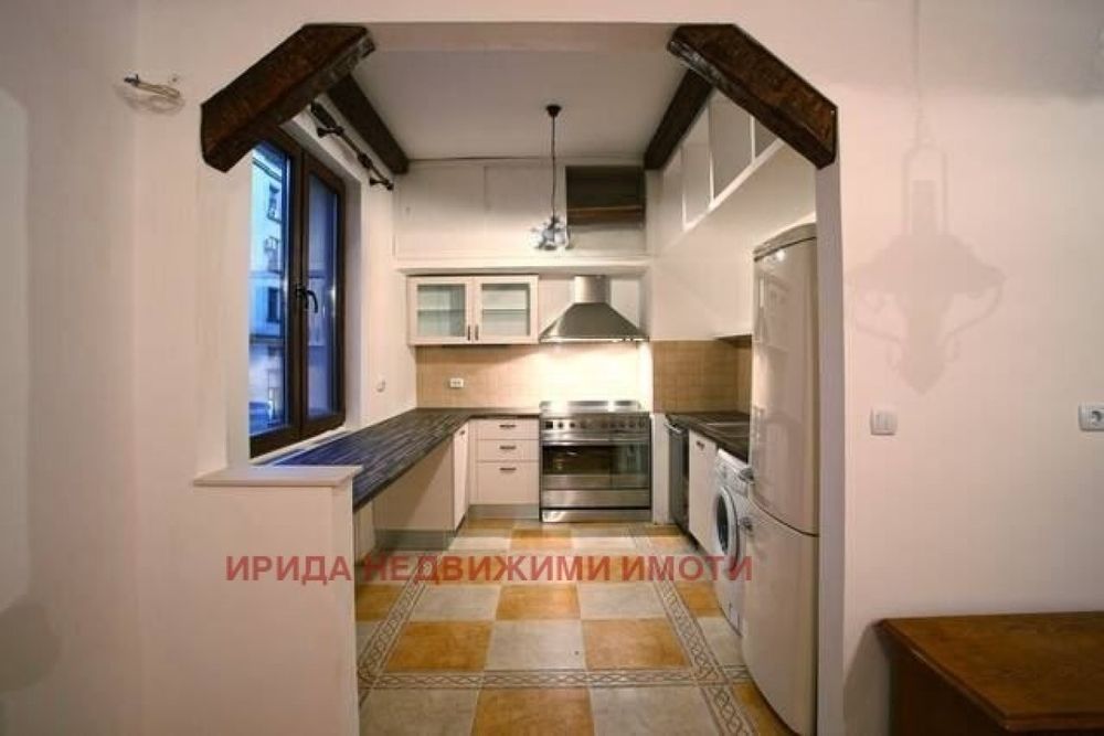 Продава се Двустаен апартамент в София, Център - 69 кв.м за 4493 €/кв.м - Снимка #4