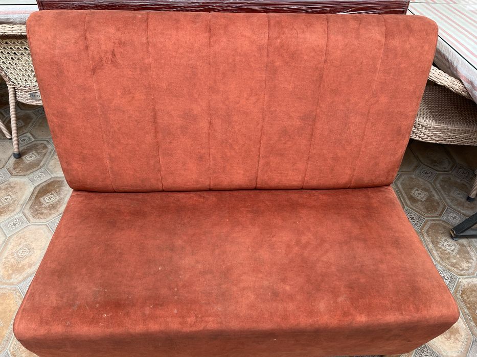 Продам диваны в хорошем состояние