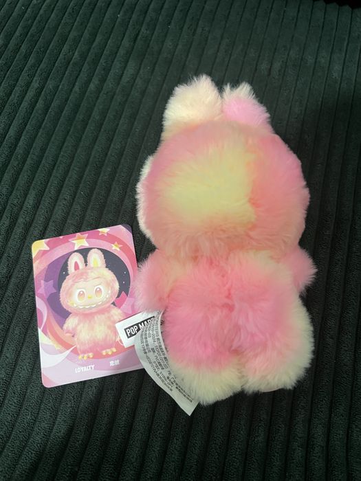 Оригинално Labubu Loyalty