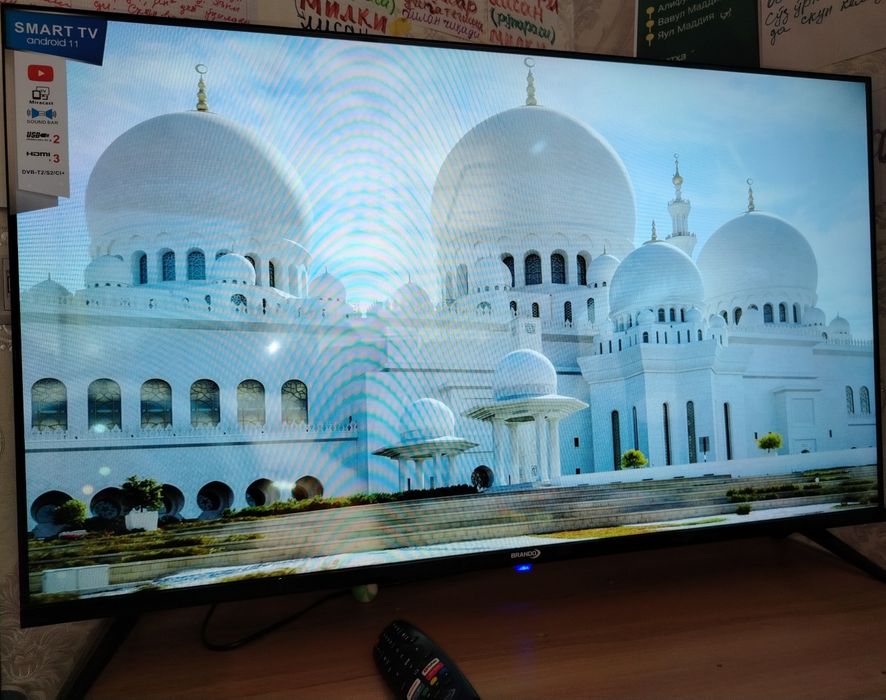 Brando smart 43 talik televizor sotiladi podstavkasi bilan