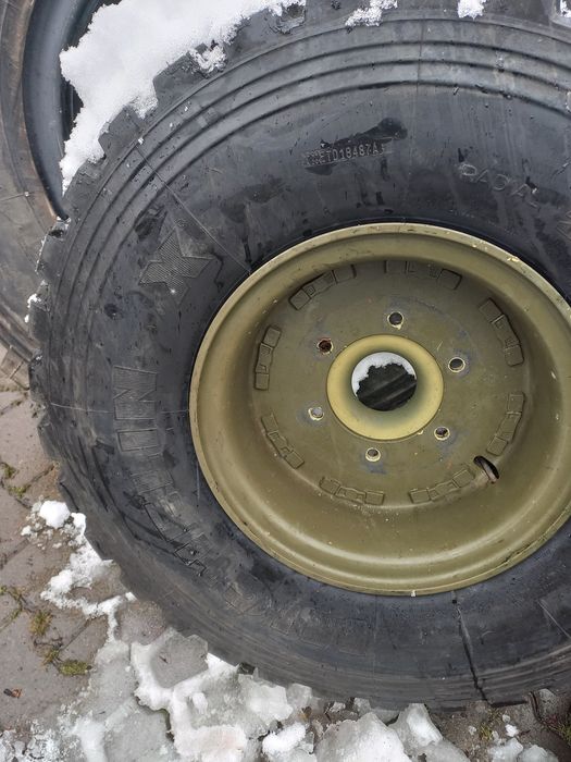 Michelin XZL, 4x4 255/100/16 off-road.