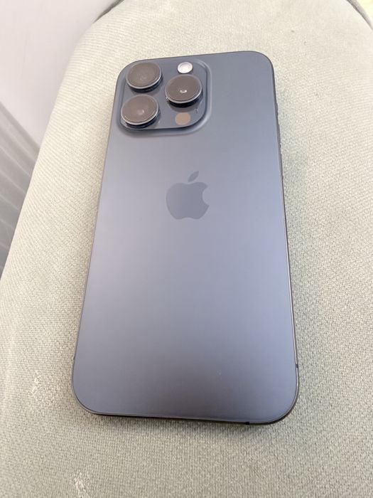 Iphone 15 pro pentru piese deblocat