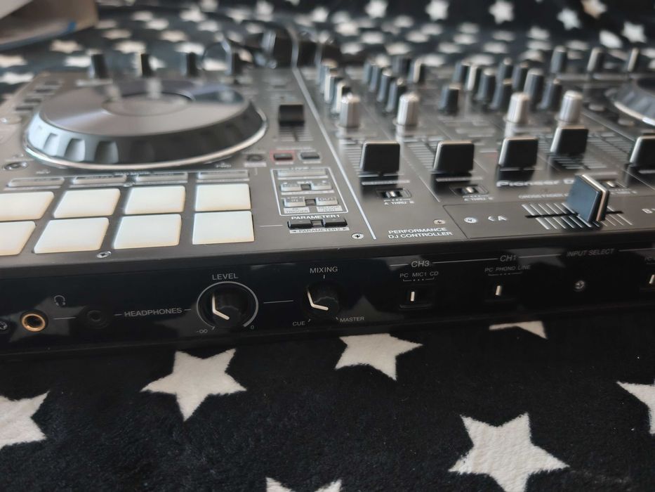 Consola Pioneer DDJ RX stare impecabila