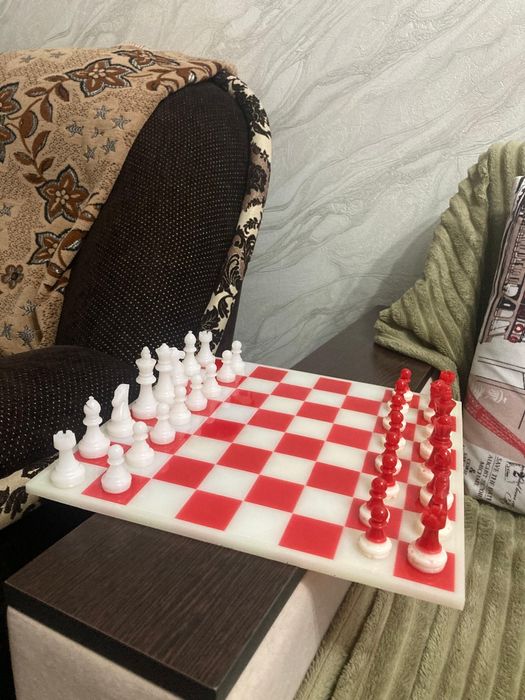 Продам очень крутые - Шахматы !!!