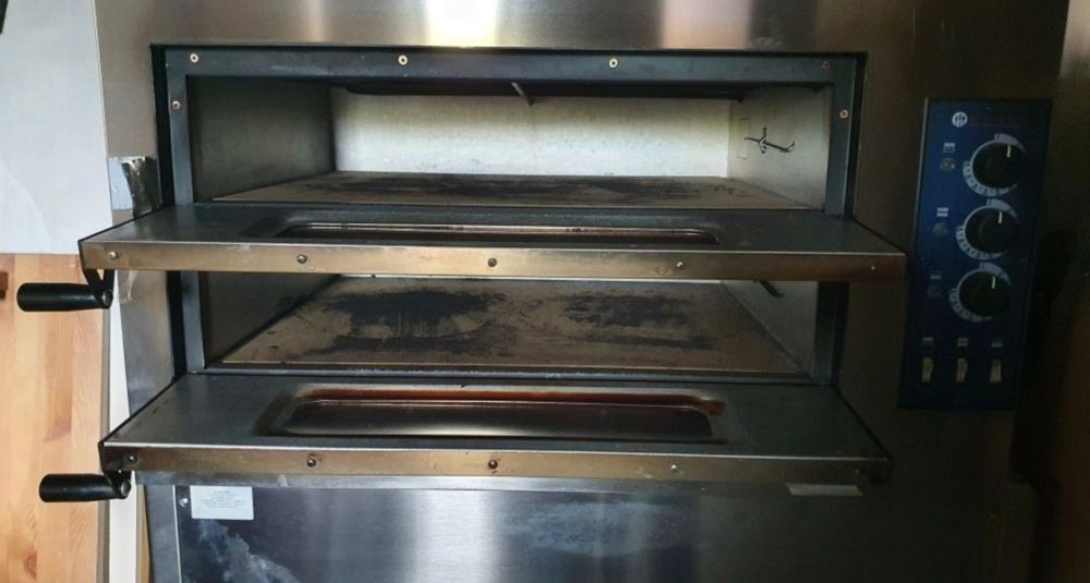 Aragaz electric/cuptor pizza  trifazat