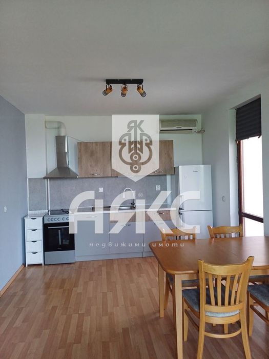 Дава се под наем Двустаен апартамент в София, Гоце Делчев - 67 кв.м за 510 € - Снимка #2