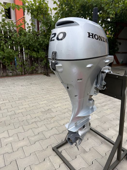 Motor barca Honda 20 cp 2025