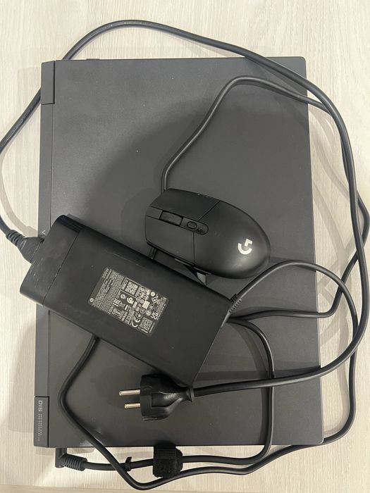 Ноутбук HP victus