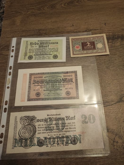 Vând bancnote, lire italiene, și diverse