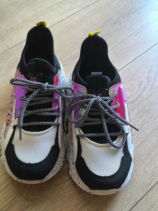 Маратонки в отлично състояние, размер 35-36