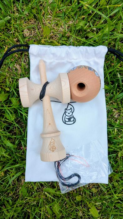 Kendama Miguel (Erratic Squirrel), tama Antiskid (verde sau alb) & Ken Maple (PRET PE BUCATA!)
