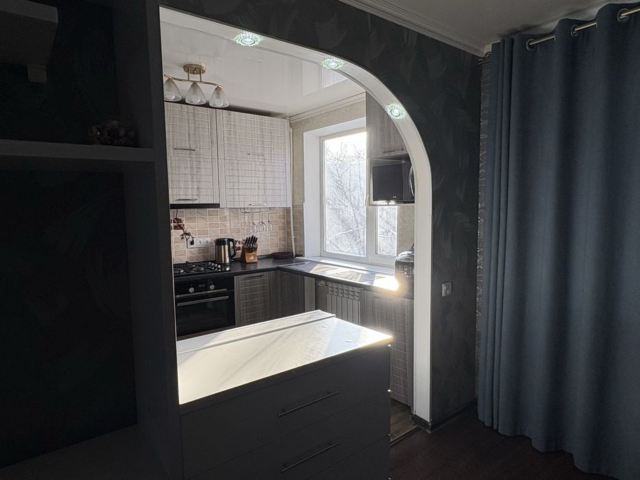 Продам 2х комн. Квартиру 7мкр