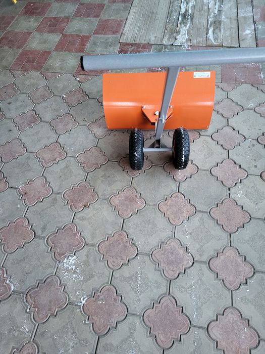 Скребок для чистки снега