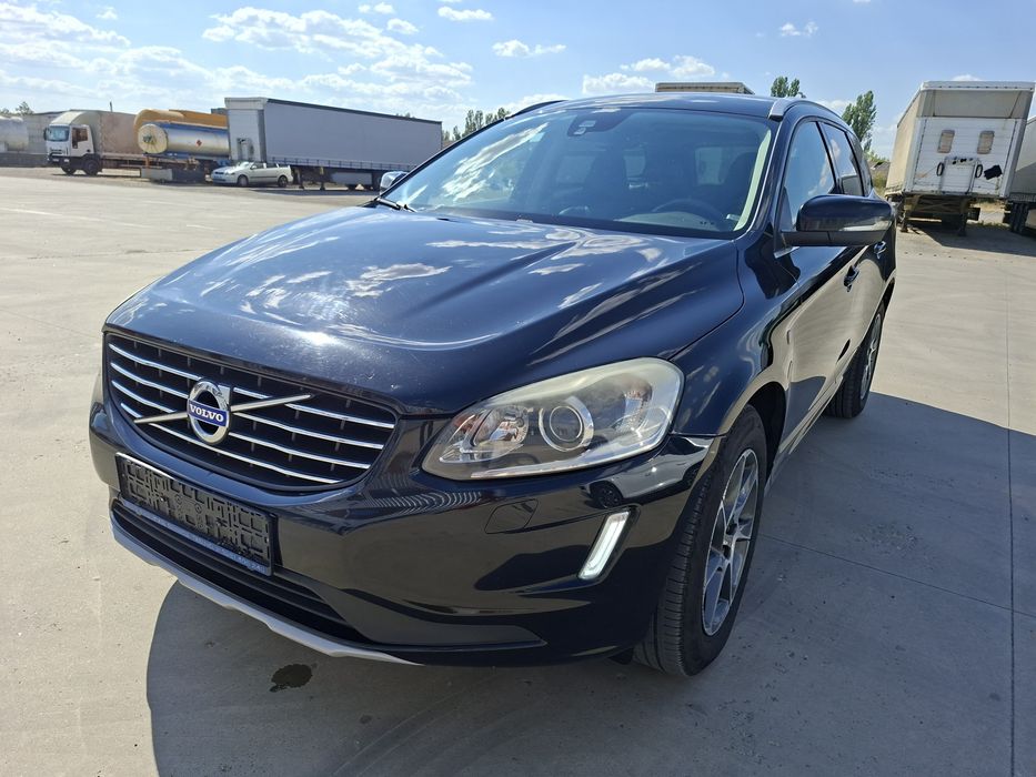 VOLVO XC60 2017 — imagine 3