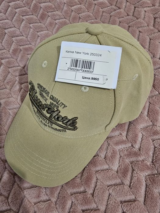 Бейсболка новая Iddi