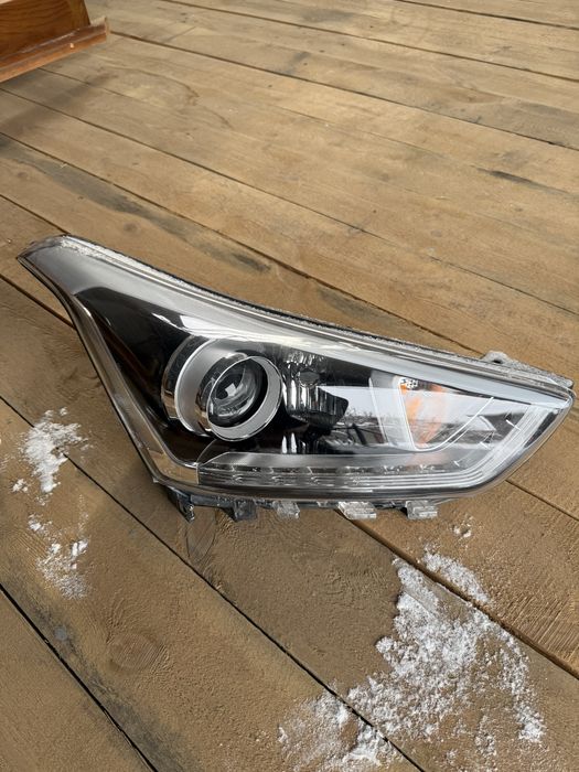 Правая фара крета