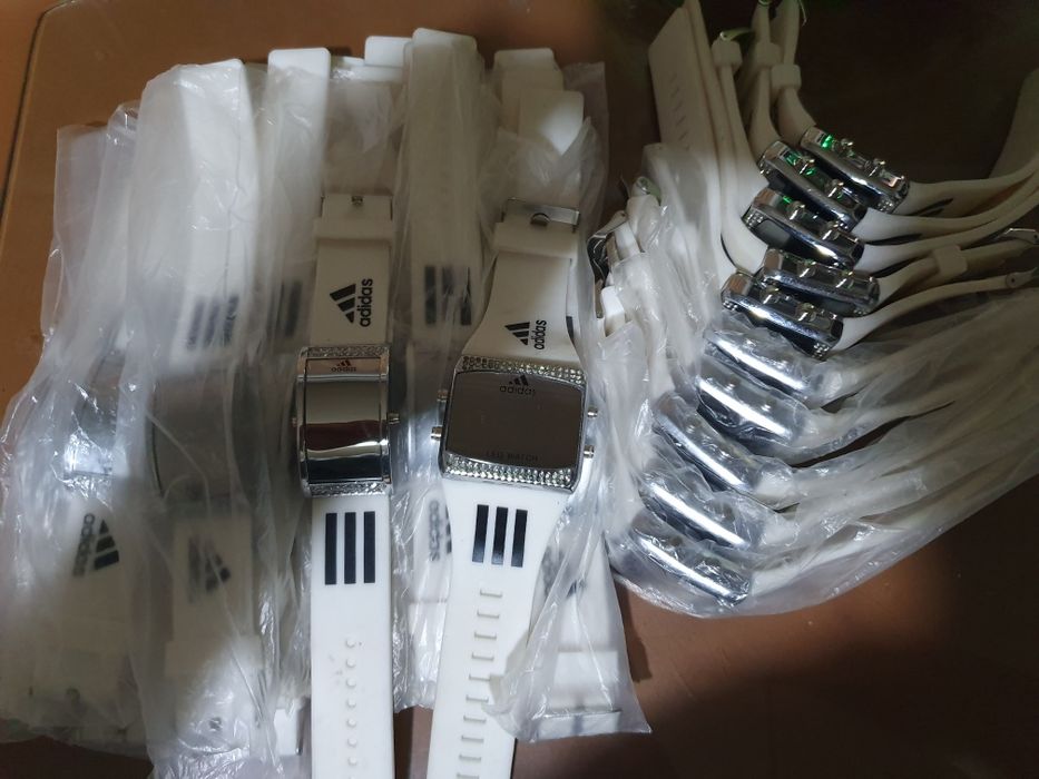 часы adidas, наручные, новые, стильные, модные, спортивные