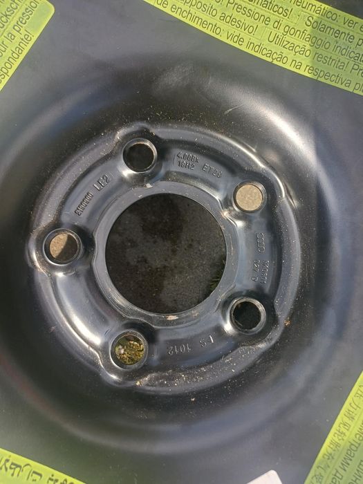 Roata de rezerva știm de Audi  T 125/70 R 19