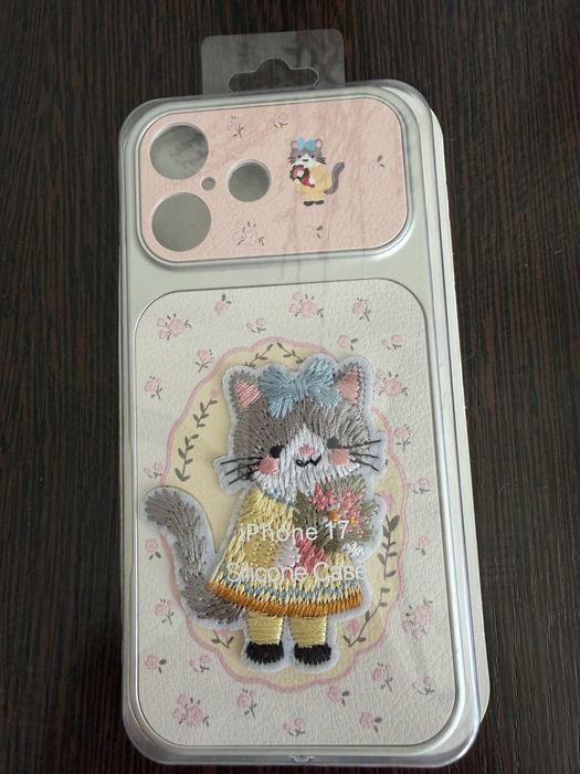 Чехлы все за 2000 iphone 17