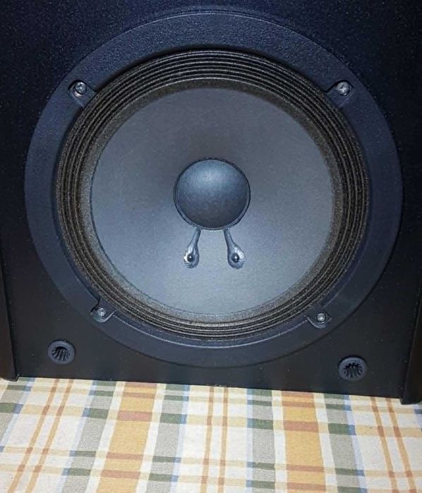 Boxe Sony, Denon, Onkyo - Bass reflex si compresie