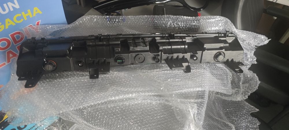 Dongfeng ep 008 oldi o'rta Farasi