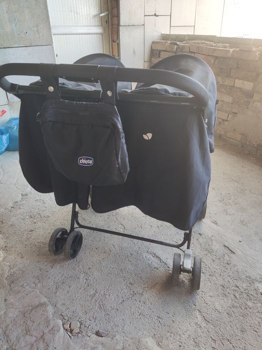 Продаю коляску для двойни