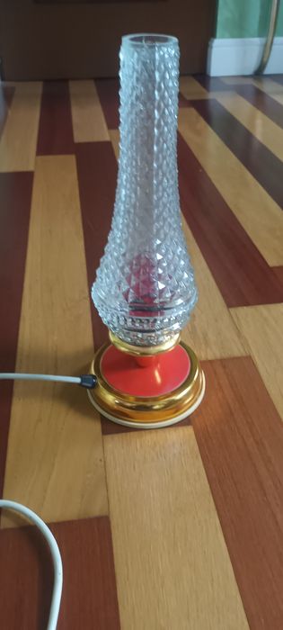 Veioza veche funcțională